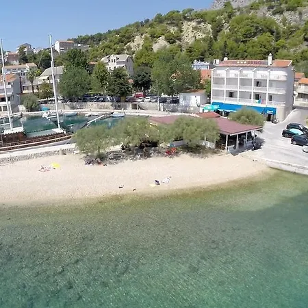 Studio Topic * Omiš